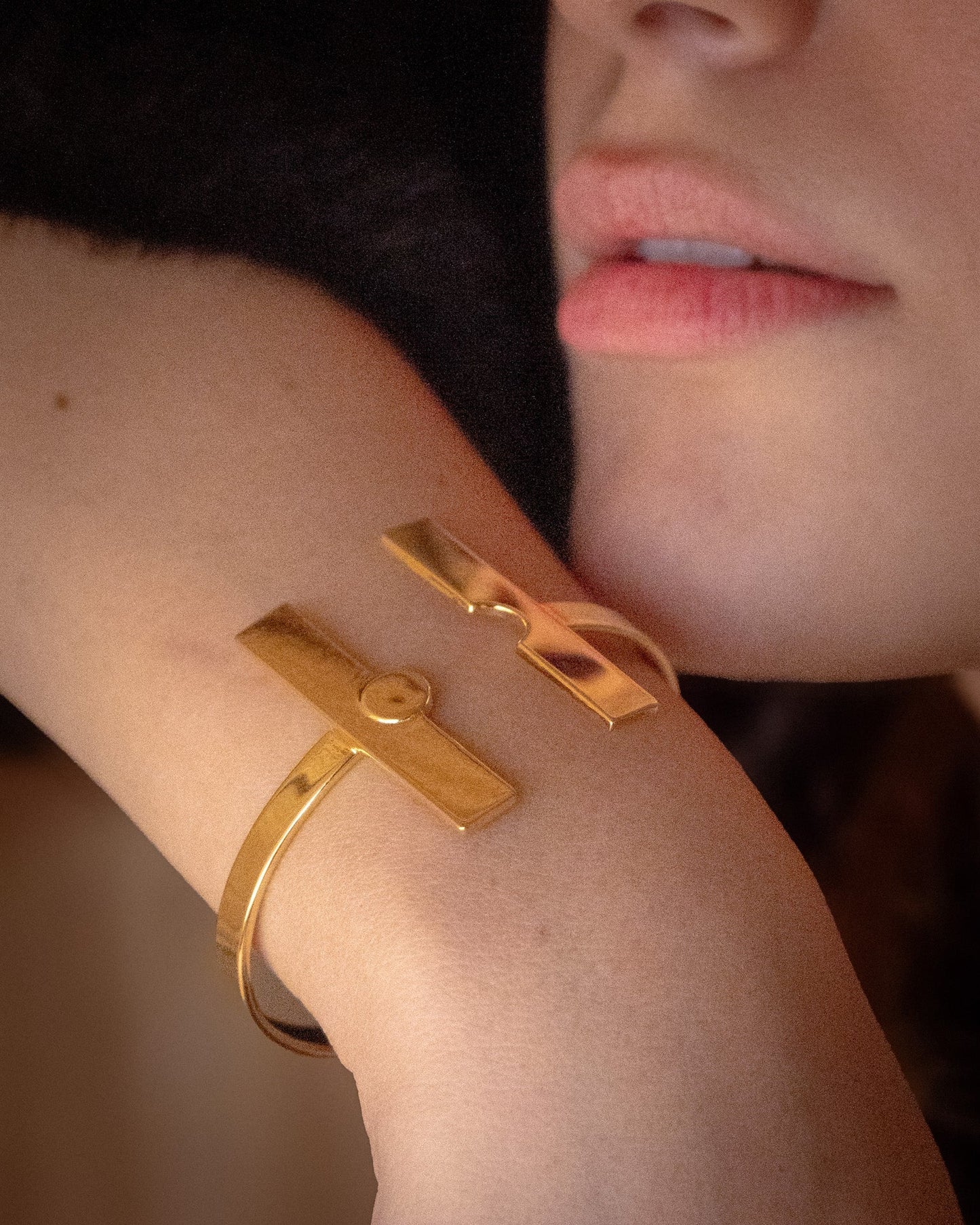 Lys Bracelet
