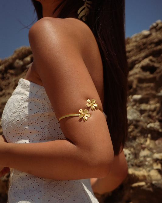 Flower Armlet